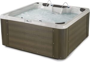 Best 6 person hot tub